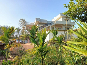 Giridhama homestay